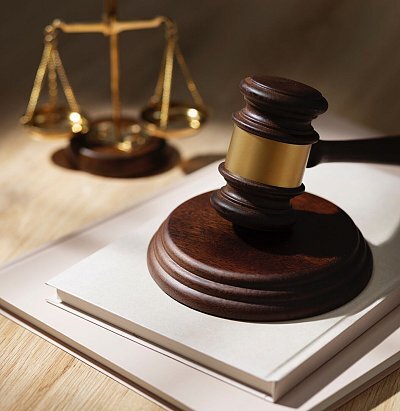 top-view-career-guidance-items-judges